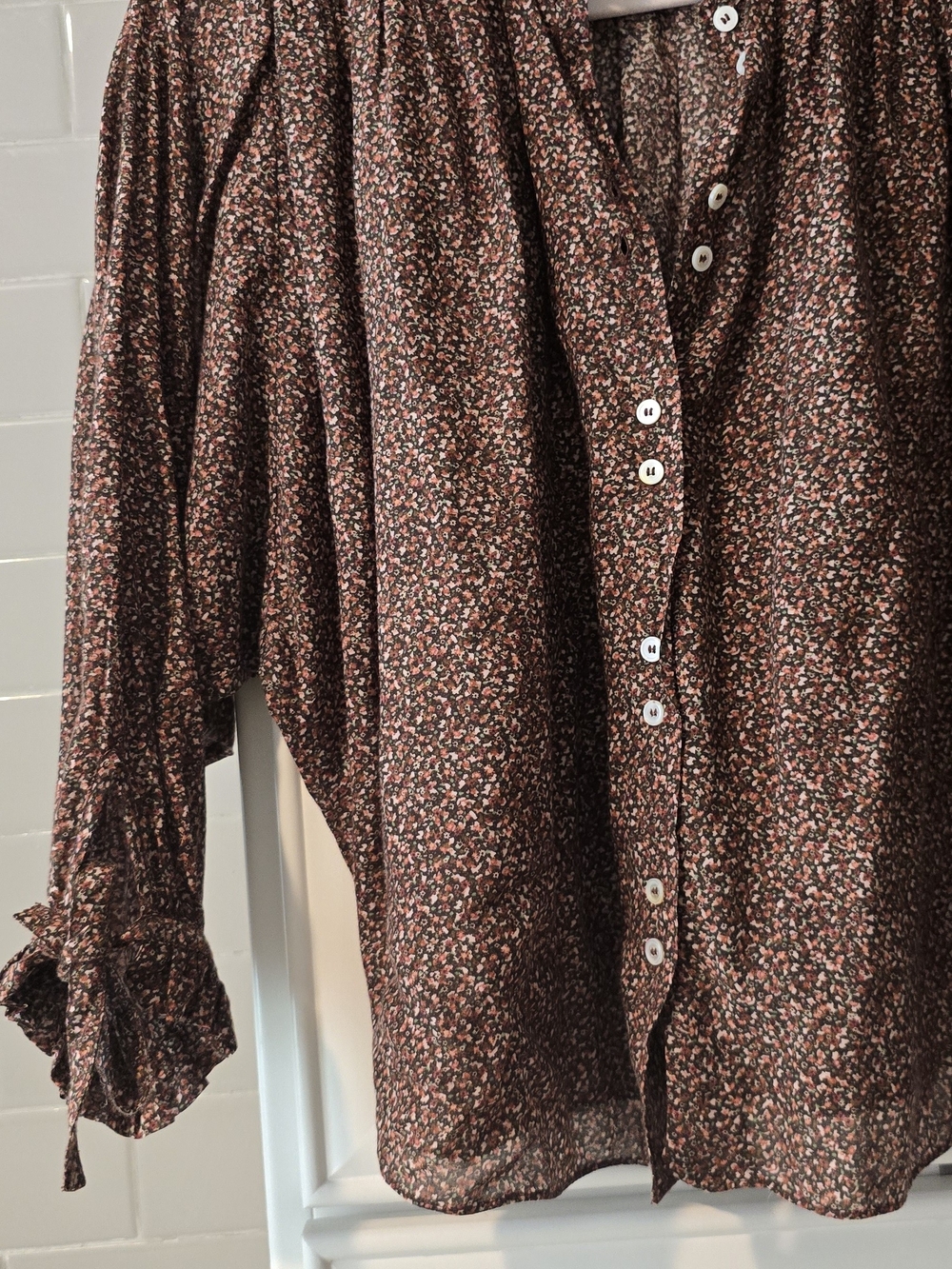 Doen O'keeffe Floral Button-Front Blouse